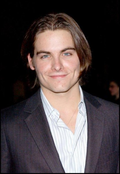 01883064 photo kevin zegers