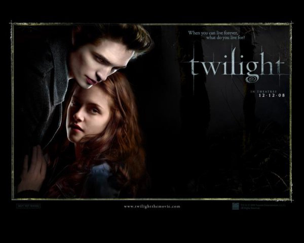 Kristen Stewart in Twilight Wallpaper 1 1280