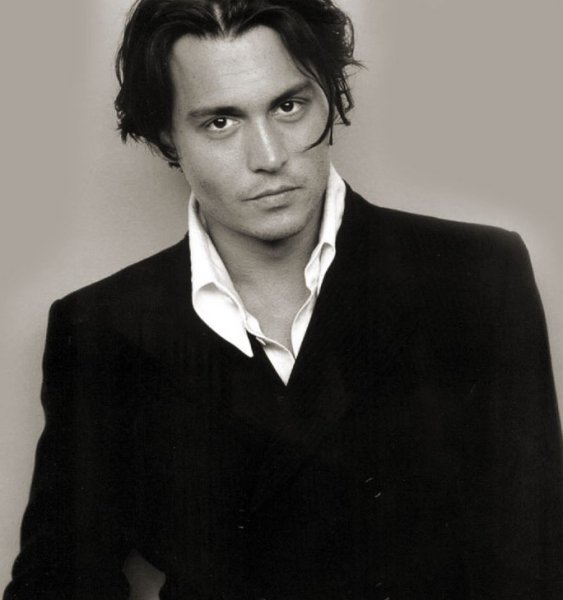 Johnny Depp (32)