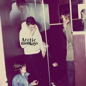 Arctic Monkeys - Humbug.

Любимые треки - Potion Approaching, Secret Door