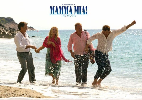 Mamma Mia! Море позитива. А за Ферта обидно.