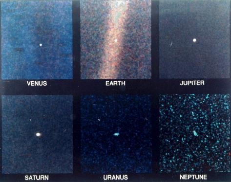 "Семейный портрет" - планеты Солнечной системы, сфотографированные аппаратом Вояджер 1 с расстоянии в 6 миллиардов километров от Солнца