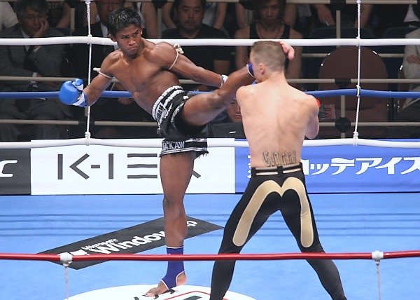 andy souwer buakaw finale 2005