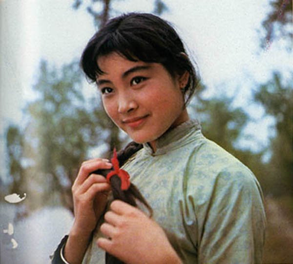Джоан Чэнь Сяохуа Цветочек 1979