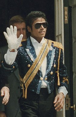 250px Michael Jackson 1984
