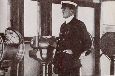 Второй помощник капитана Титаника Чарльз Герберт Лайтоллер