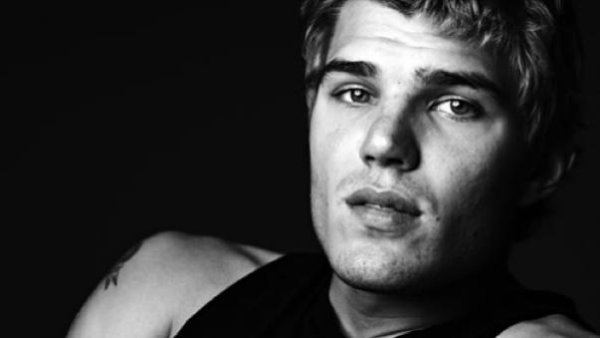 Chris Zylka