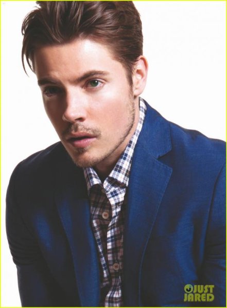 Josh Henderson