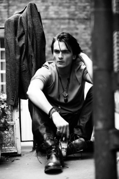 rupert friend