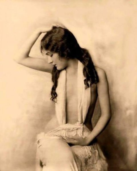Alice Wilkie by Alfred Cheney Johnston, 1920s