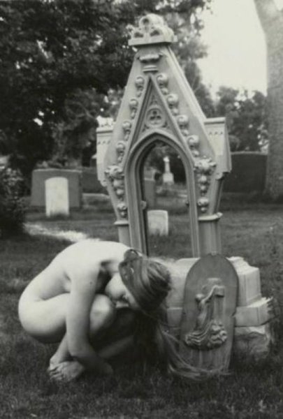 Francesca Woodman   Untitled, Boulder, Colorado, 1972–1975