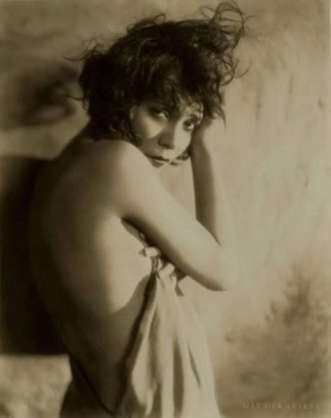 Max Mun Autrey   Delia Magan?a, 1930